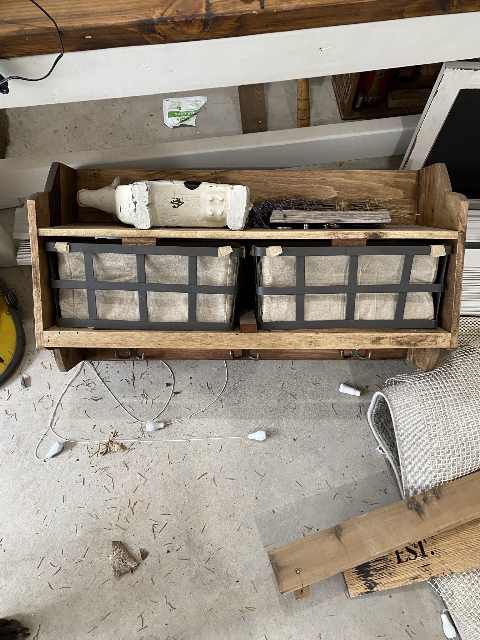 Shelving Unit With Coat Hanger