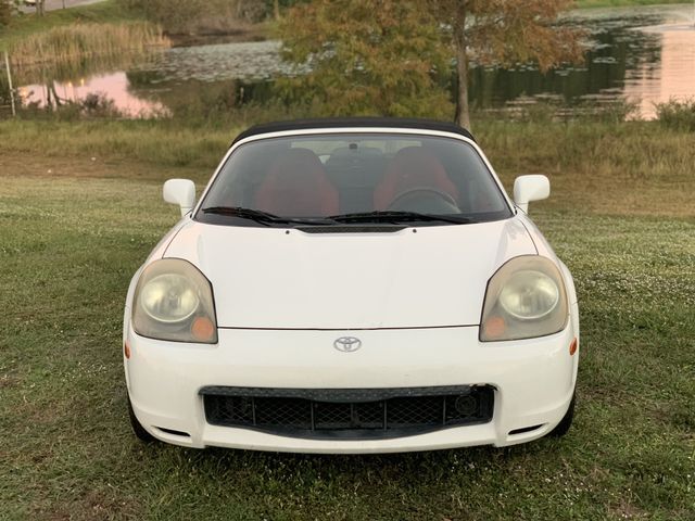 2000 Toyota MR2