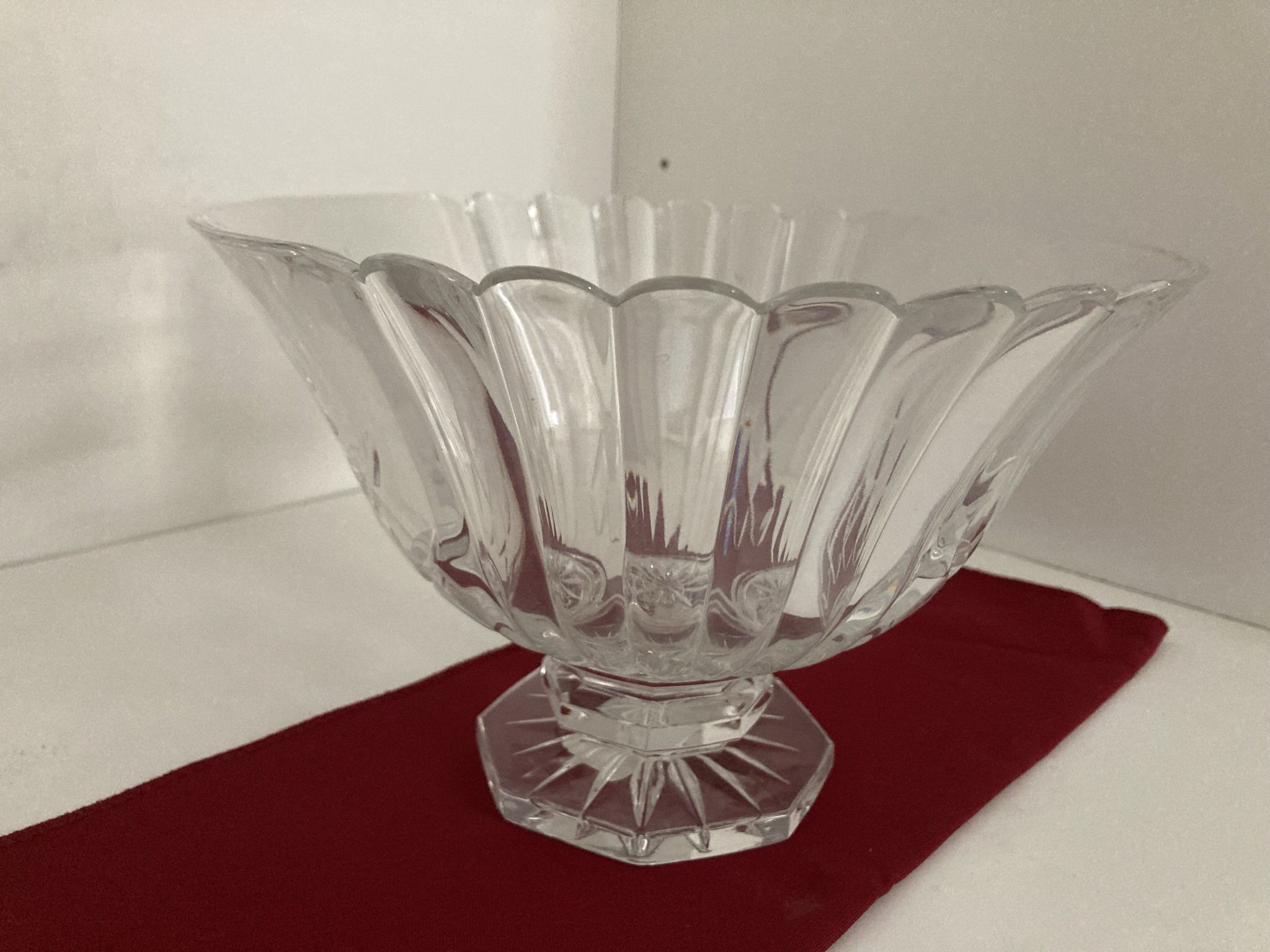 Beautiful Crystal Fluted Bowl