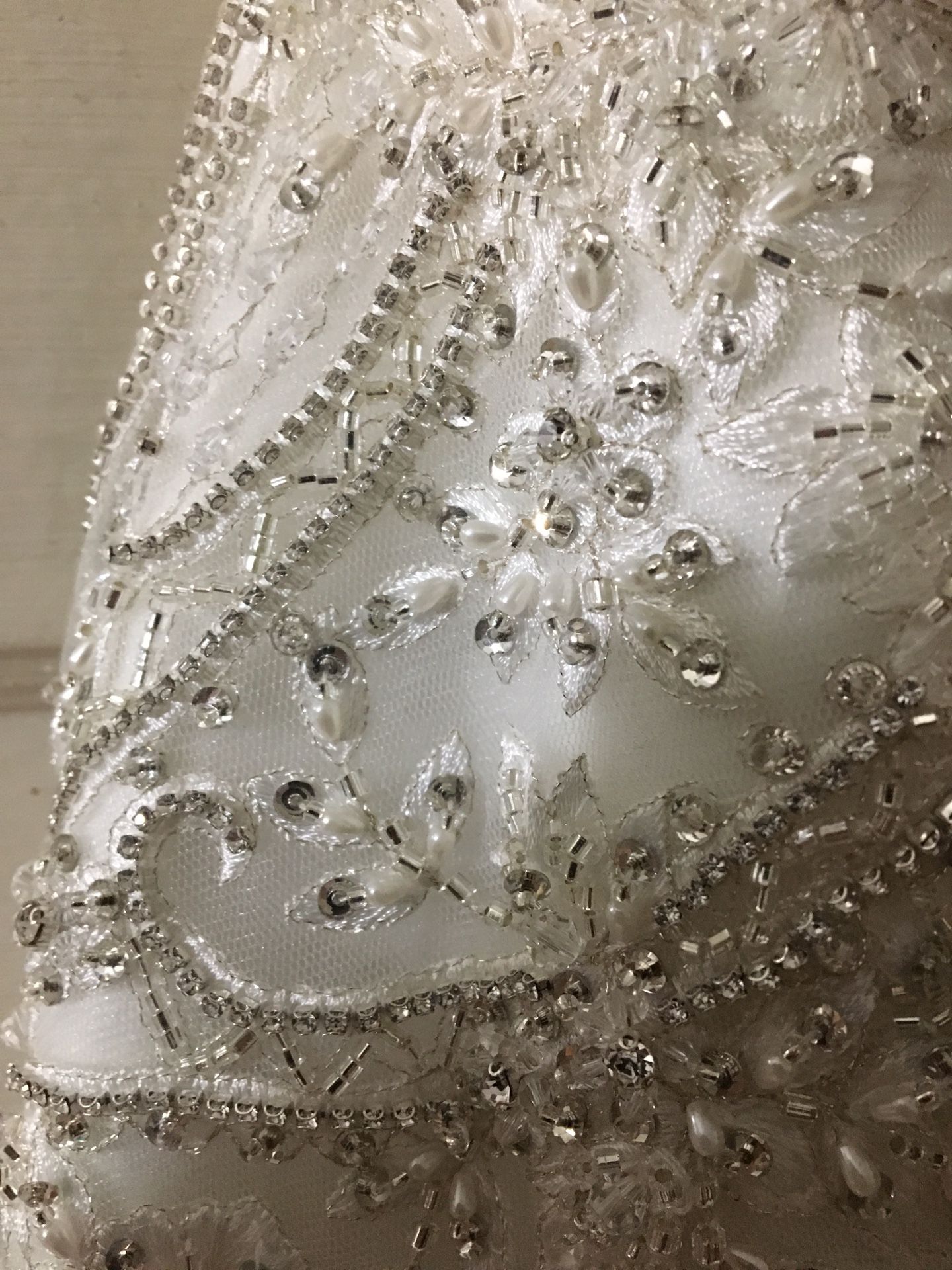 Size 8 Maggie sorrento wedding dress. Gold/ivory. Sweetheart neckline. Long train. Used in mint condition.
