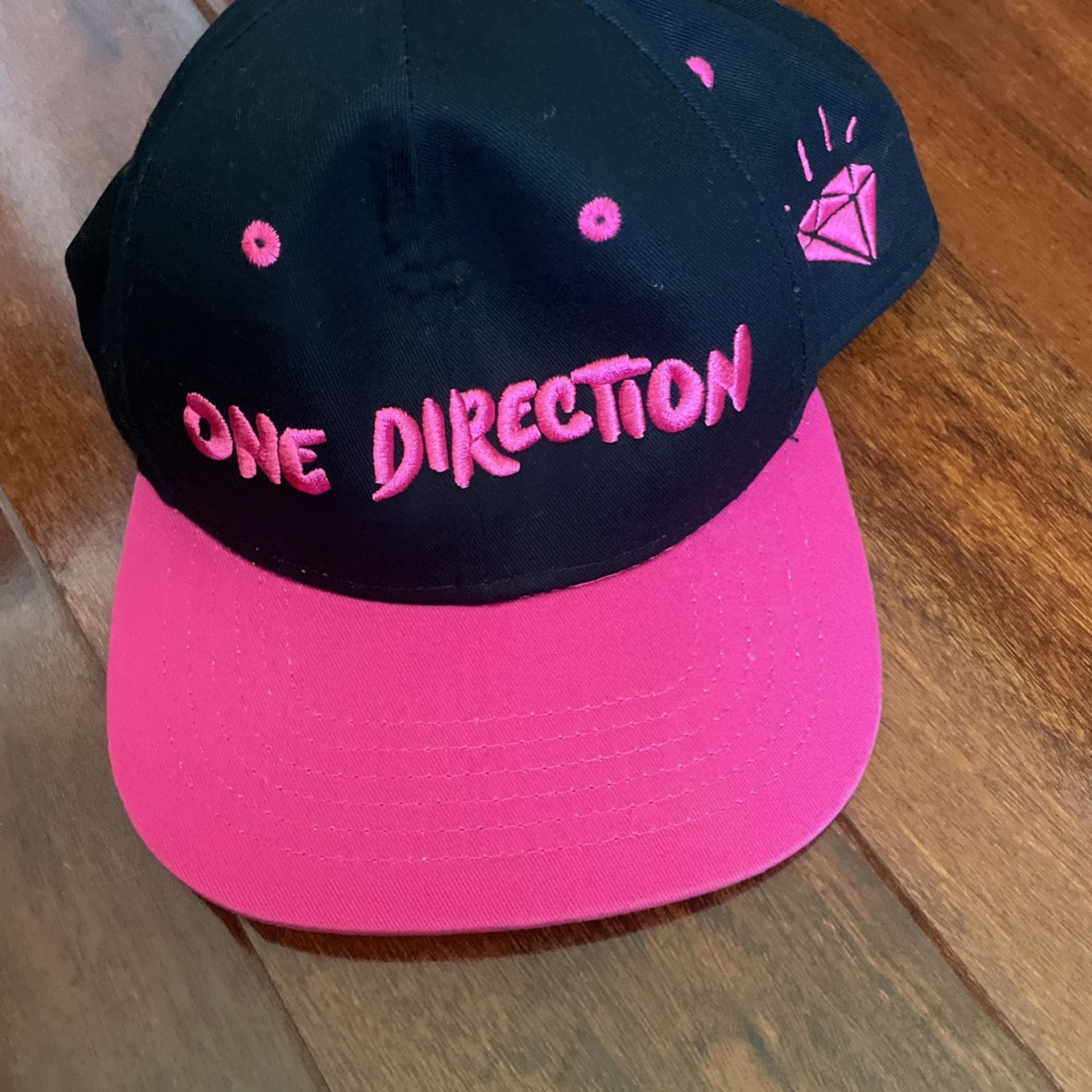 one direction authentic sling backpack and hat