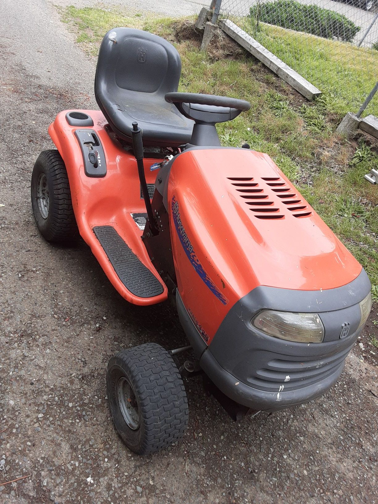 Husqvarna Yth2448 Riding Mower For Sale In Bremerton Wa Offerup