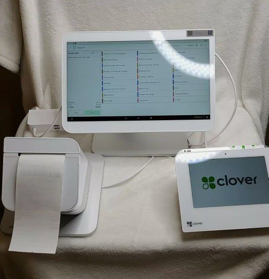 Clover Duo POS System With Customer Facing Display And Receipt Printer