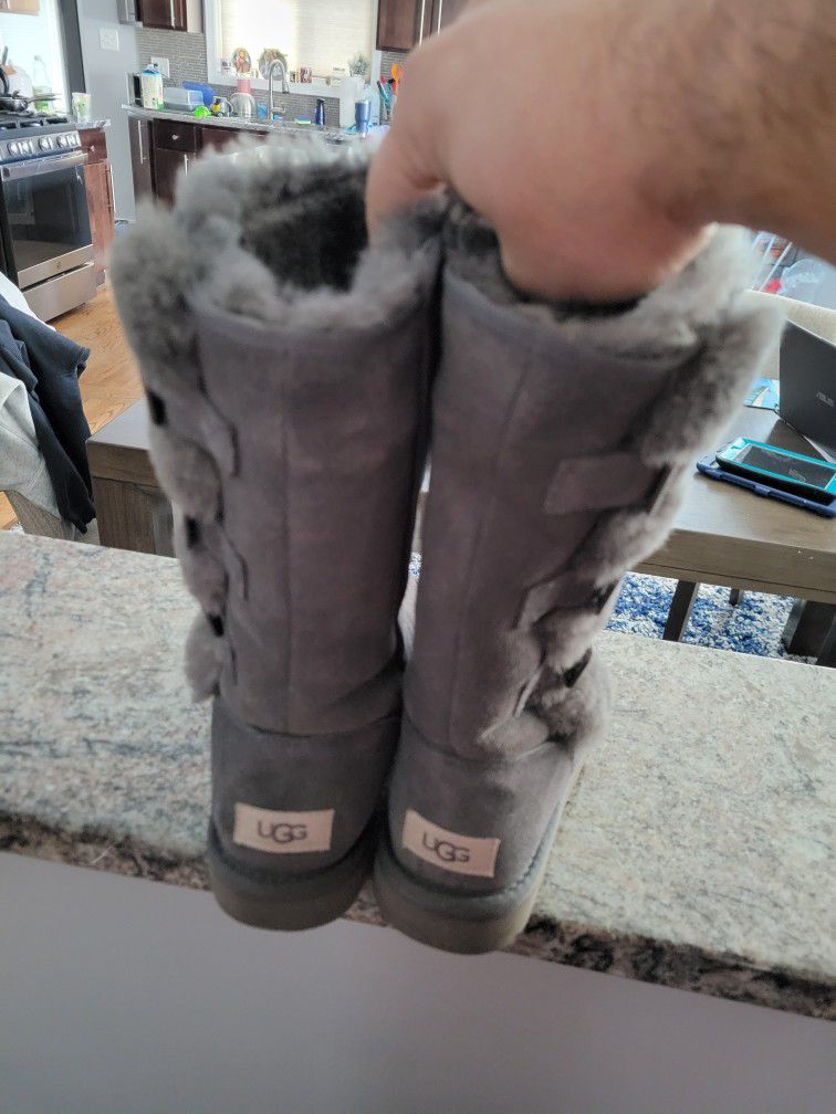 Ugg Boots Size 7 Near Mint
