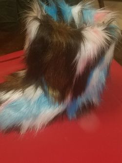 FUR BOOTS with Purse and Headband Thumbnail
