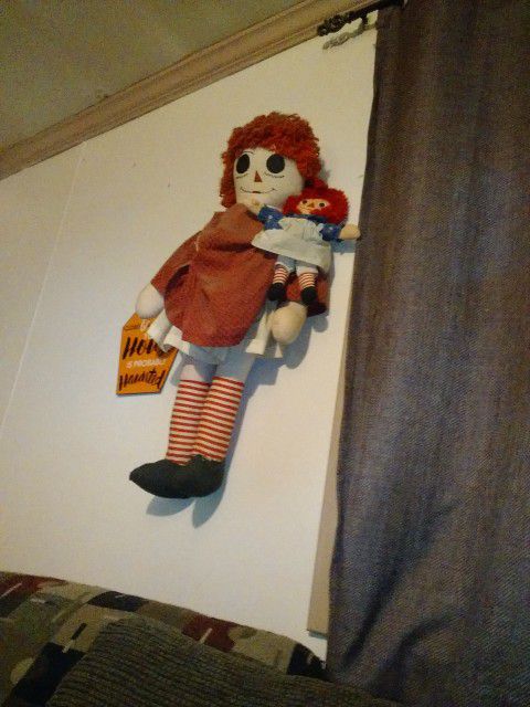 S2ets Of Raggedy Ann And Andy Dolls