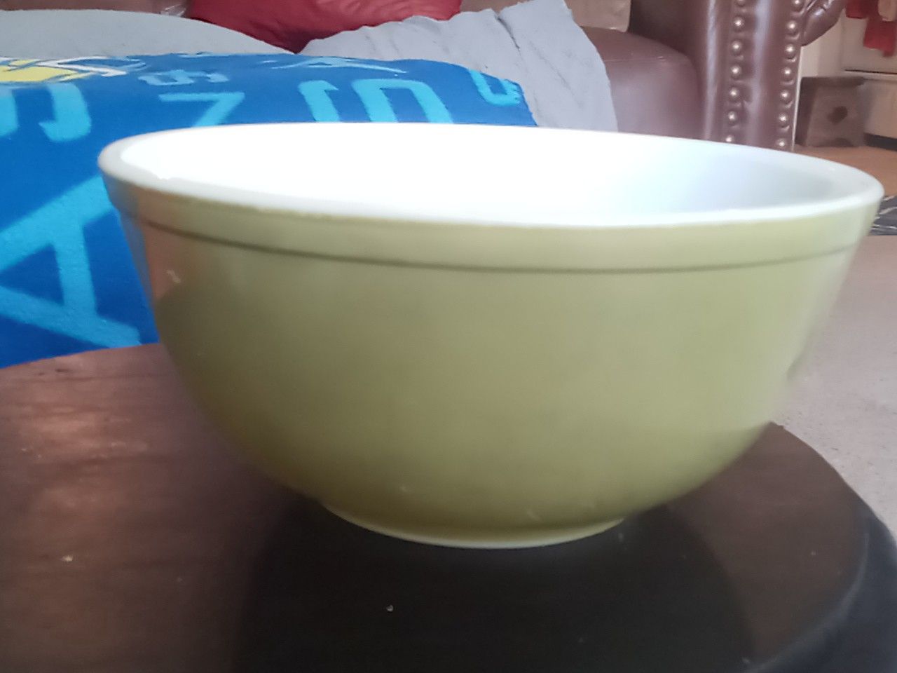 Vintage avocado green Pyrex mixing bowl 9"×5"