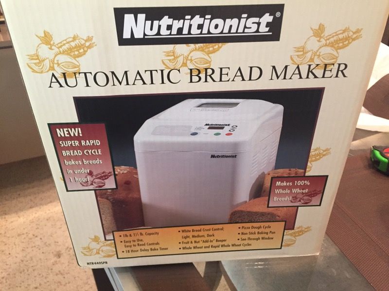 "New"Nutritionist Automatic Bread Maker"Retail$129"