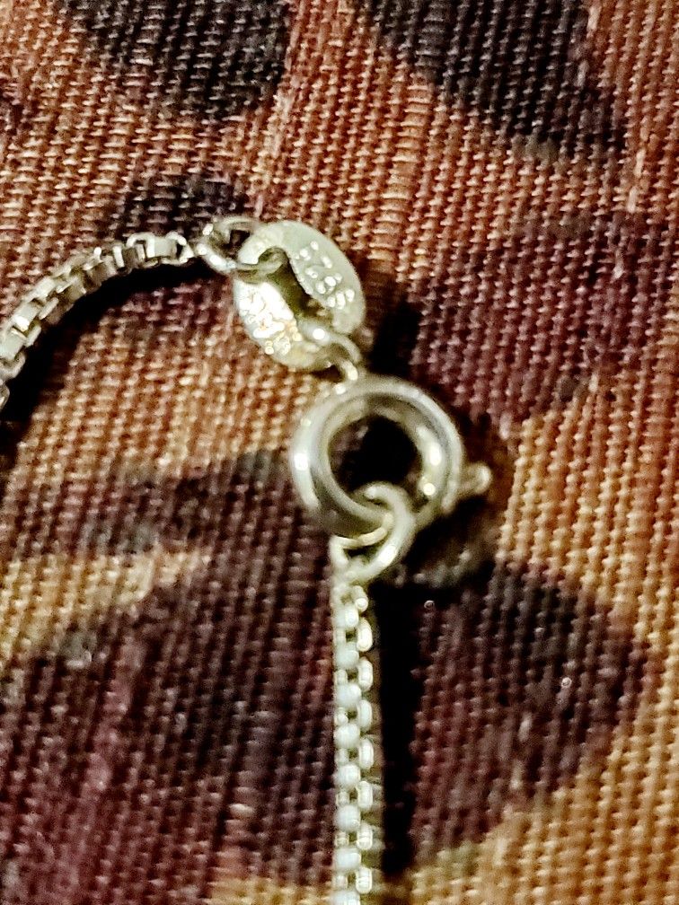 CZ Pendant W/ STERLING SILVER CHAIN