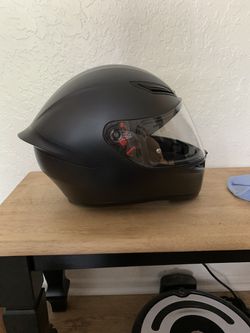 Women’s Motorcycle Gear - Helmet, Gloves, Jacket Thumbnail