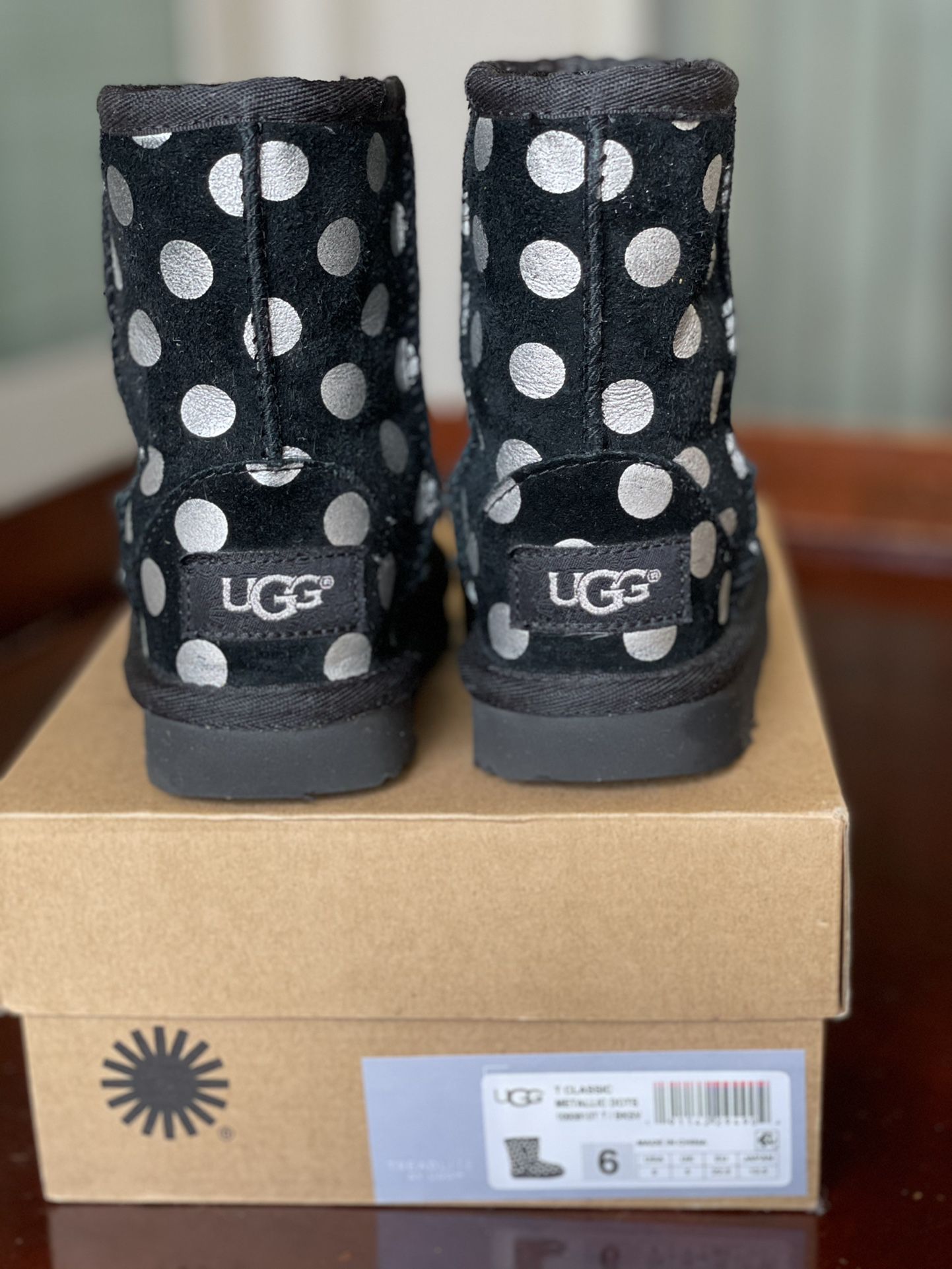 Ugg Boots Toddler Size 6 Black Polka Dots