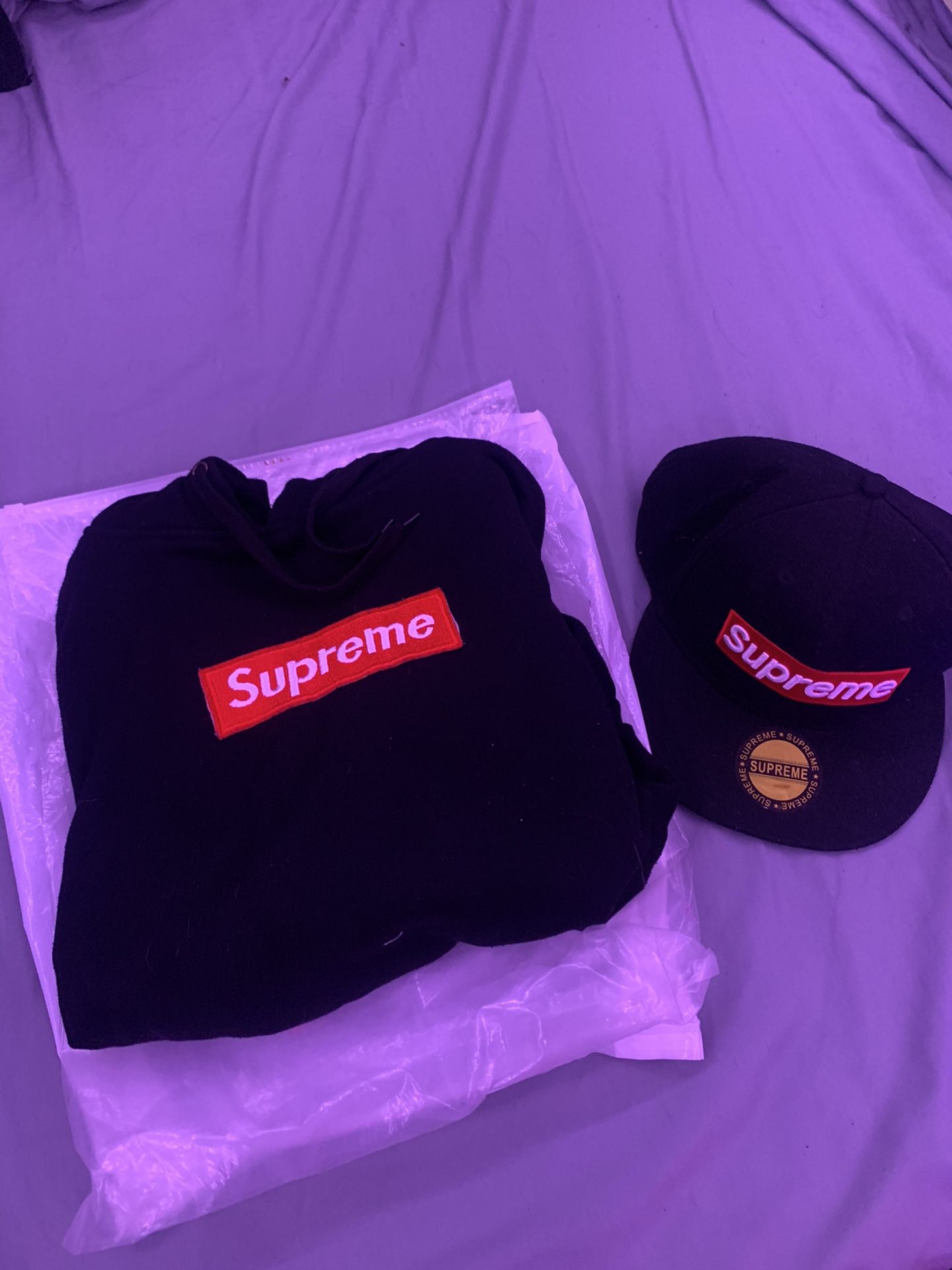 Authentic Supreme Hoodie And Hat