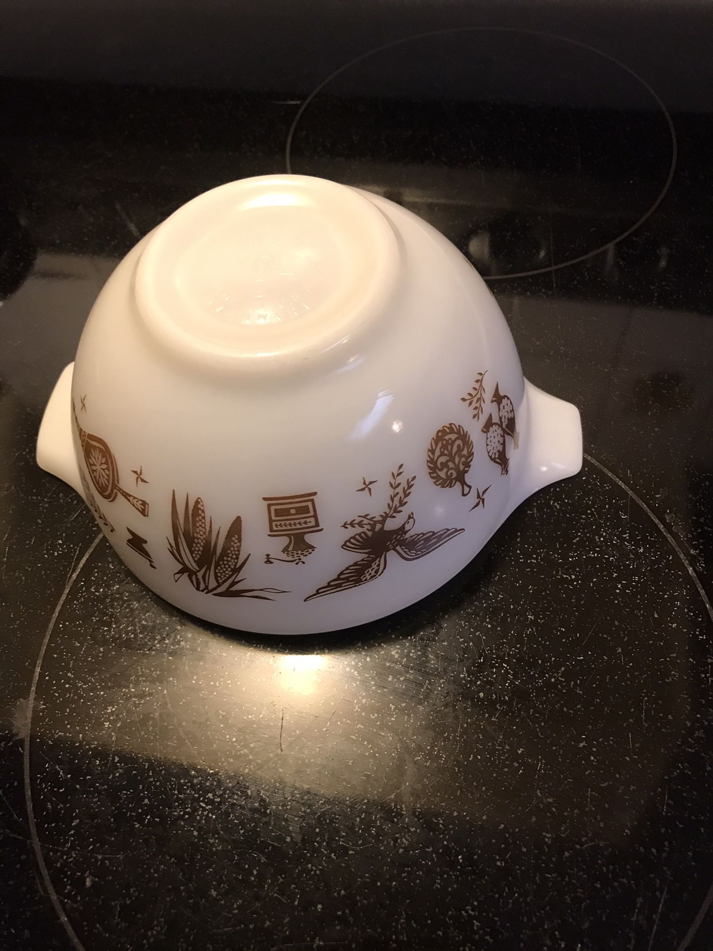 Pyrex nesting bowls