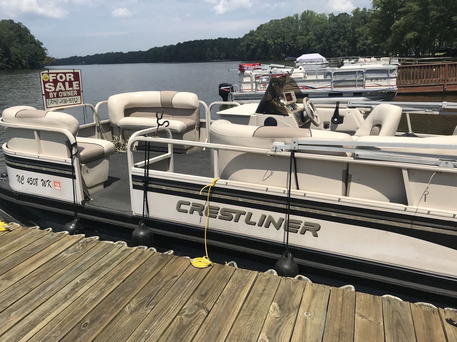 2000 Crestliner20’ Pontoon boat for Sale in Salisbury, NC OfferUp