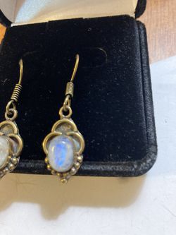 Moonstone Earrings Thumbnail