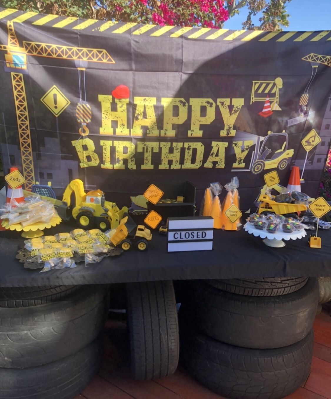 Construction Excavator Party Decorations