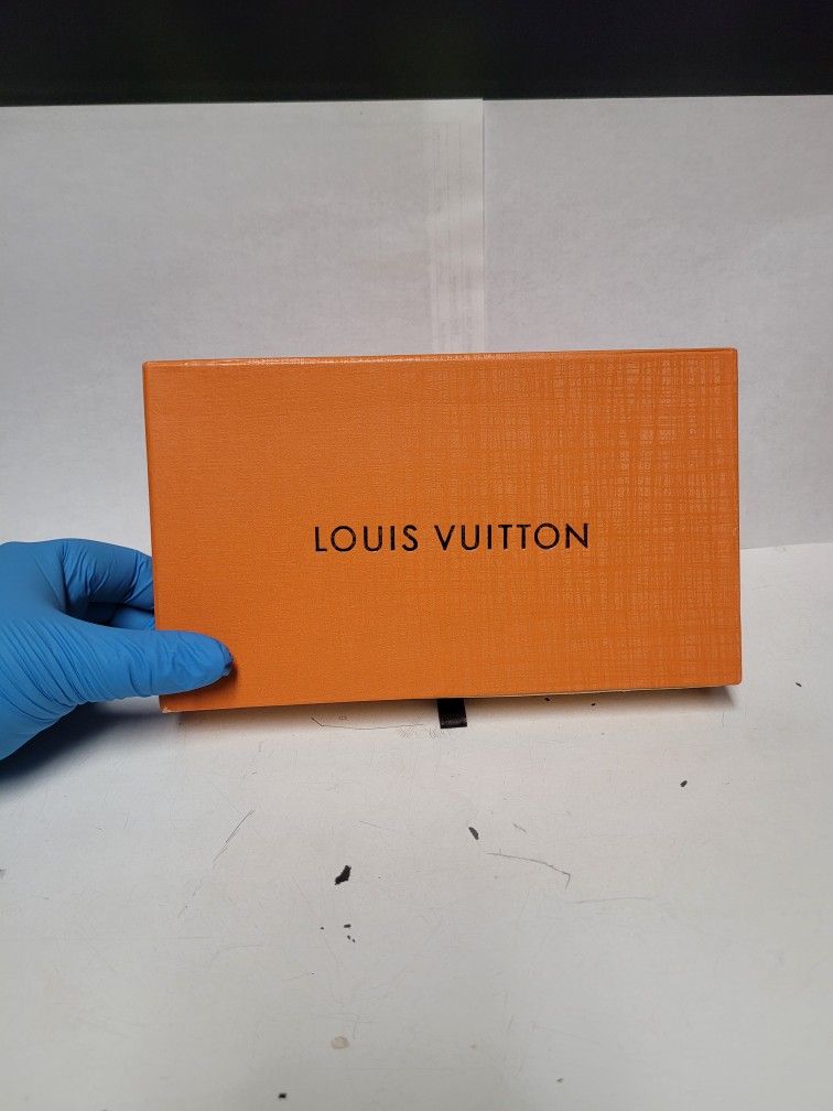 Louis Vuitton White Wallet