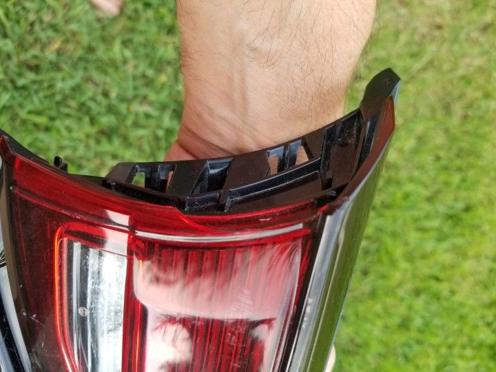 2017-2021 Mazda CX-5 Left Tail Light on Liftgate
