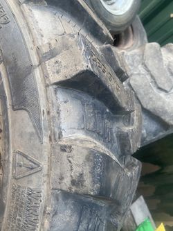 Bobcat F751 Skidloader Tires  Thumbnail