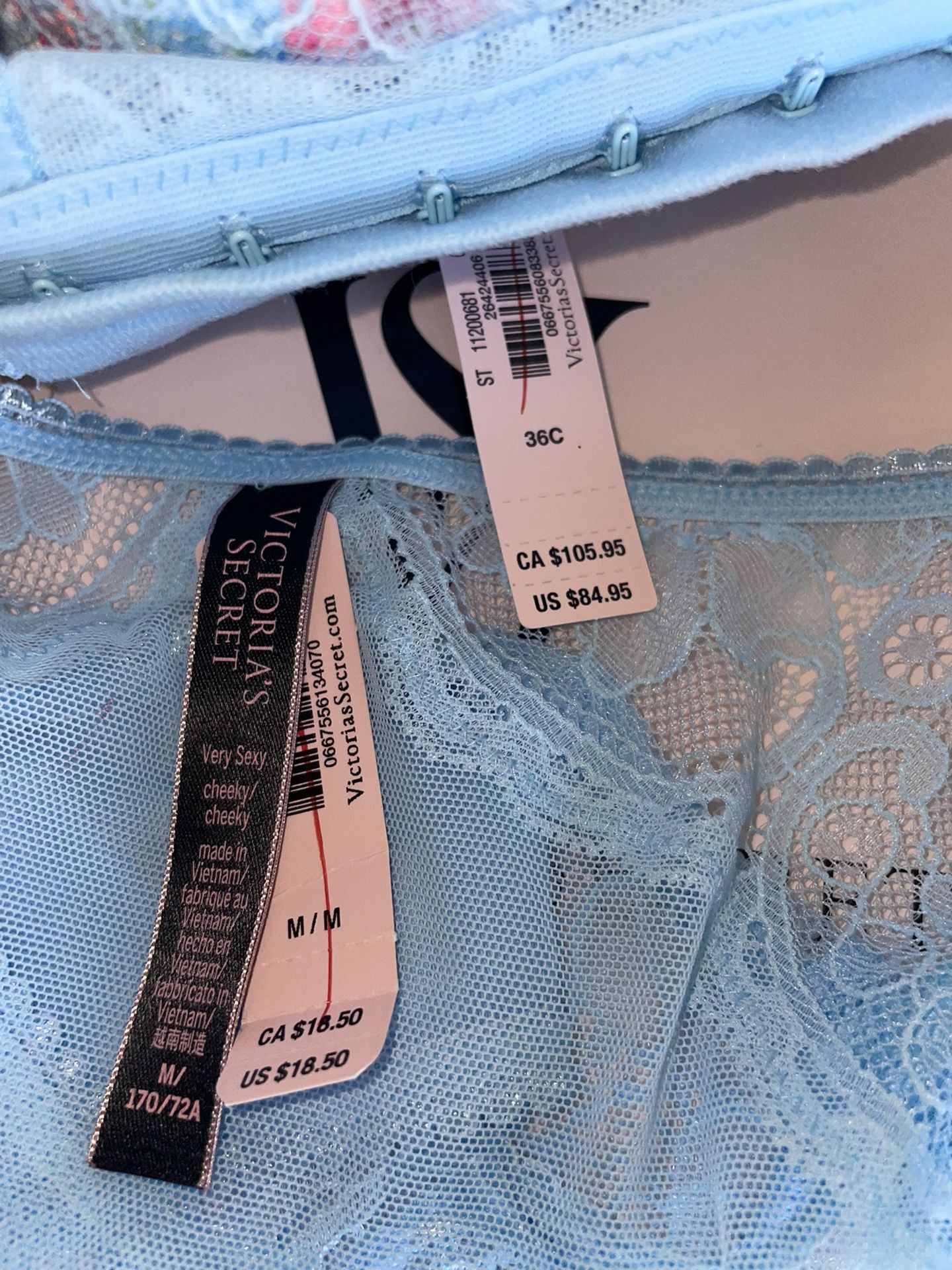 Victoria’s Secret Bra Top Set ** 36C—-M **