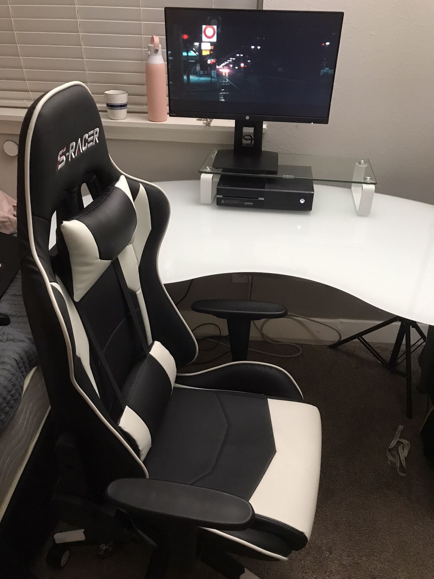 Desk and Gaming Chair