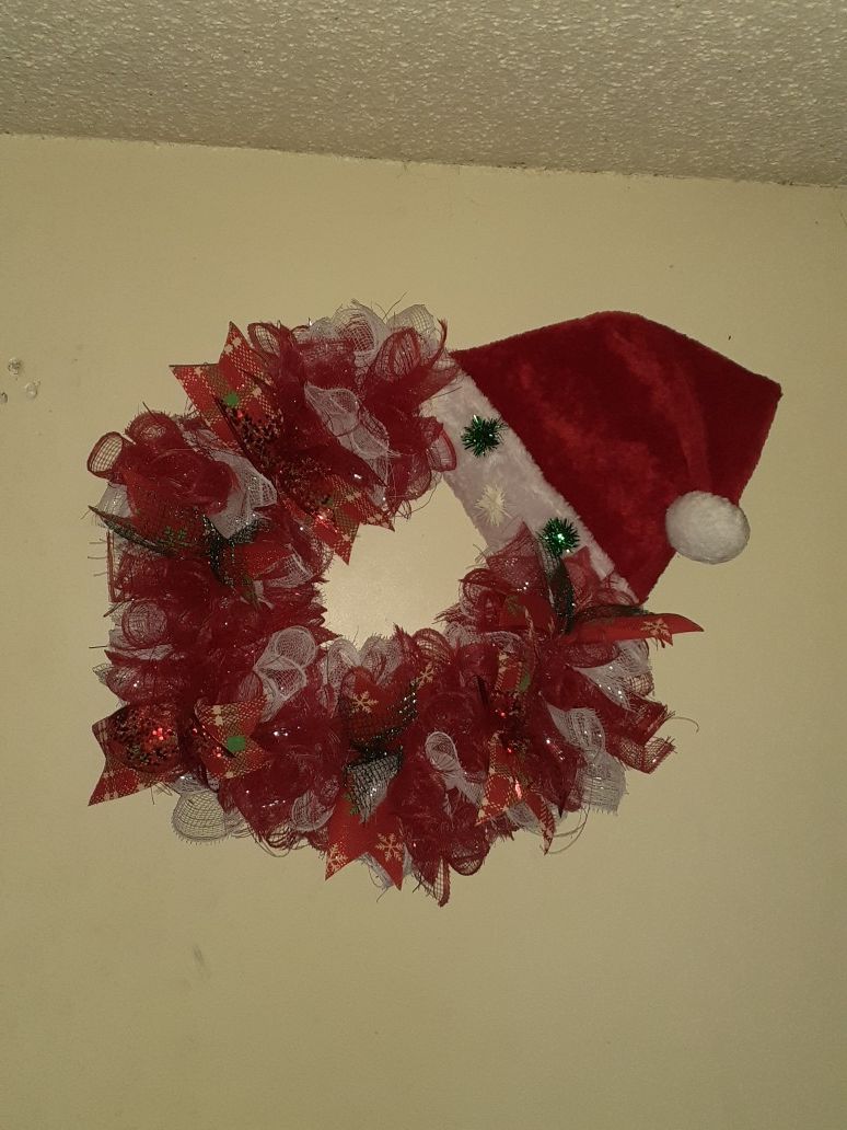 Deco mesh wreaths