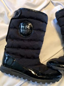 Coach Snow Shoes / Ski Boots Thumbnail