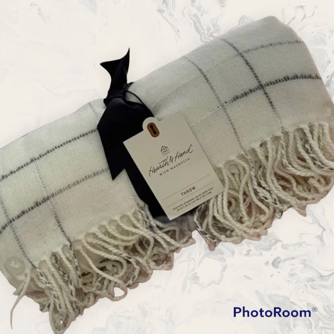 Checkered Fringe Throw Blanket Gray/Sour Cream -Hearth & Hand With Magnolia
