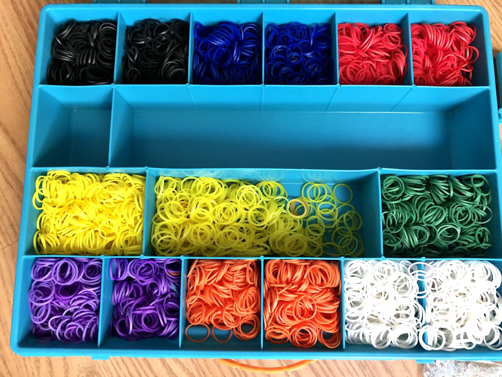 Rainbow loom 🌈 Ready For creativity