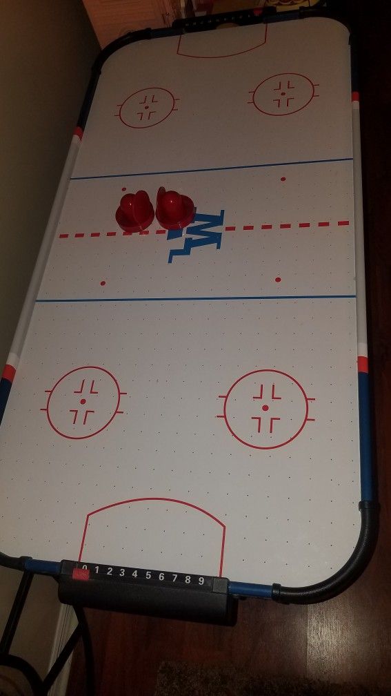 Westminster 42" AirHockey table