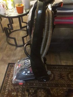 Bissell Proheat 2x Carpet Cleaner With Attachments  Thumbnail