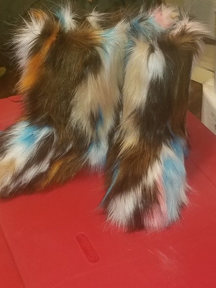 FUR BOOTS with Purse and Headband