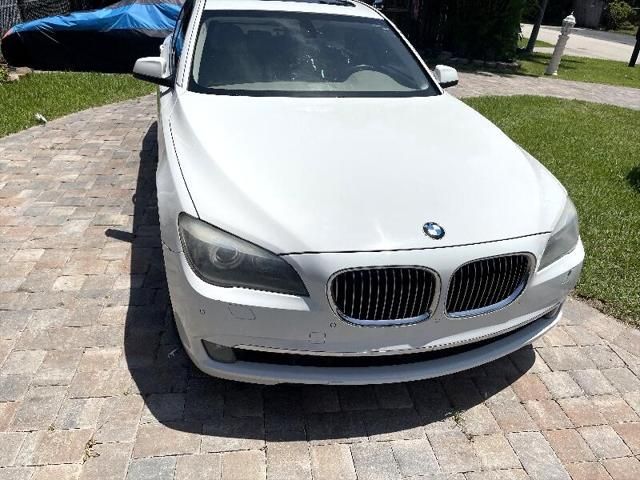 2011 BMW 7-Series