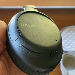 Sony noise Canceling Bluetooth Wireless Headphones With Case Thumbnail