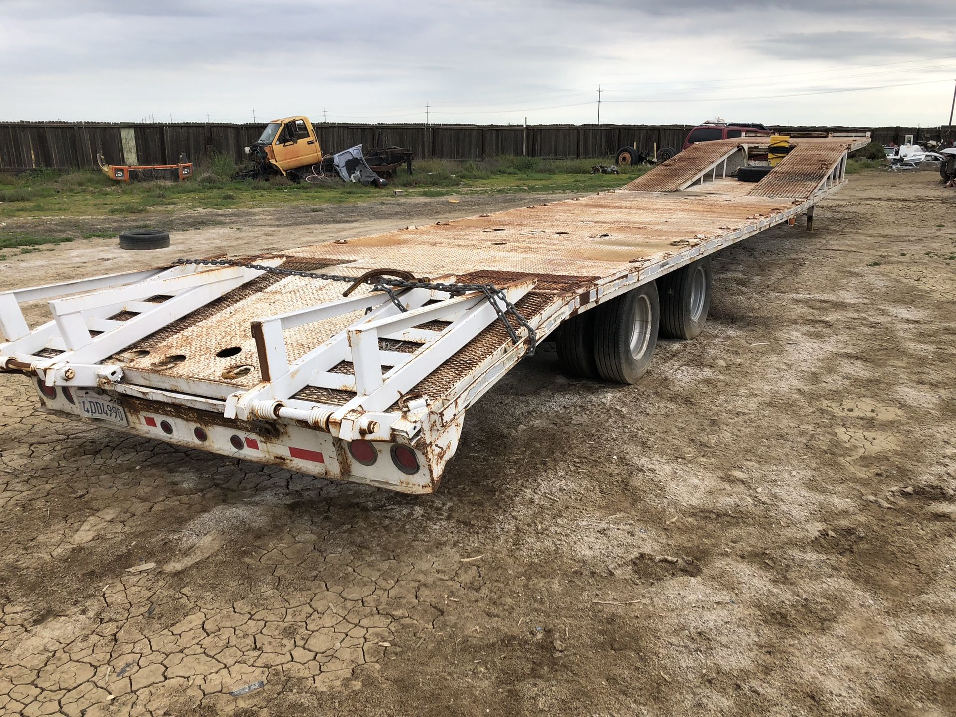 car / equipment trailer