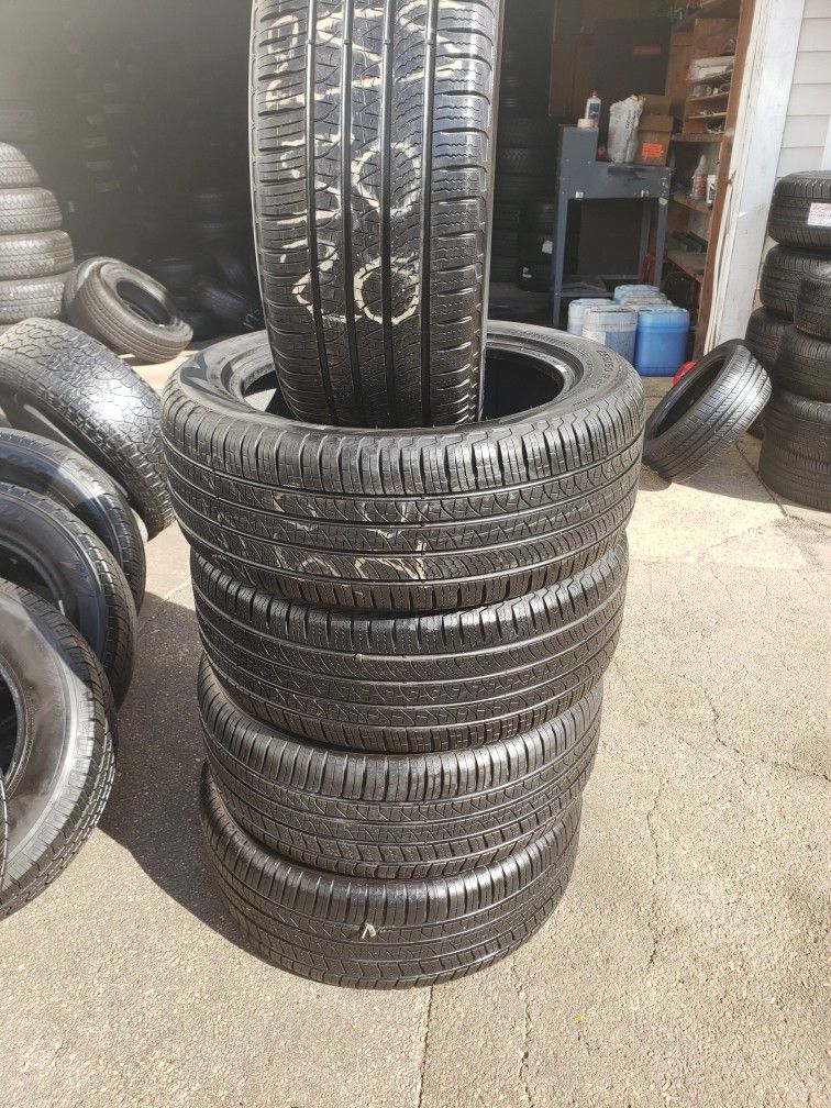4 Pirelli Tires 255/50/20 $350 Mounting And Balance Included Very Good Condition