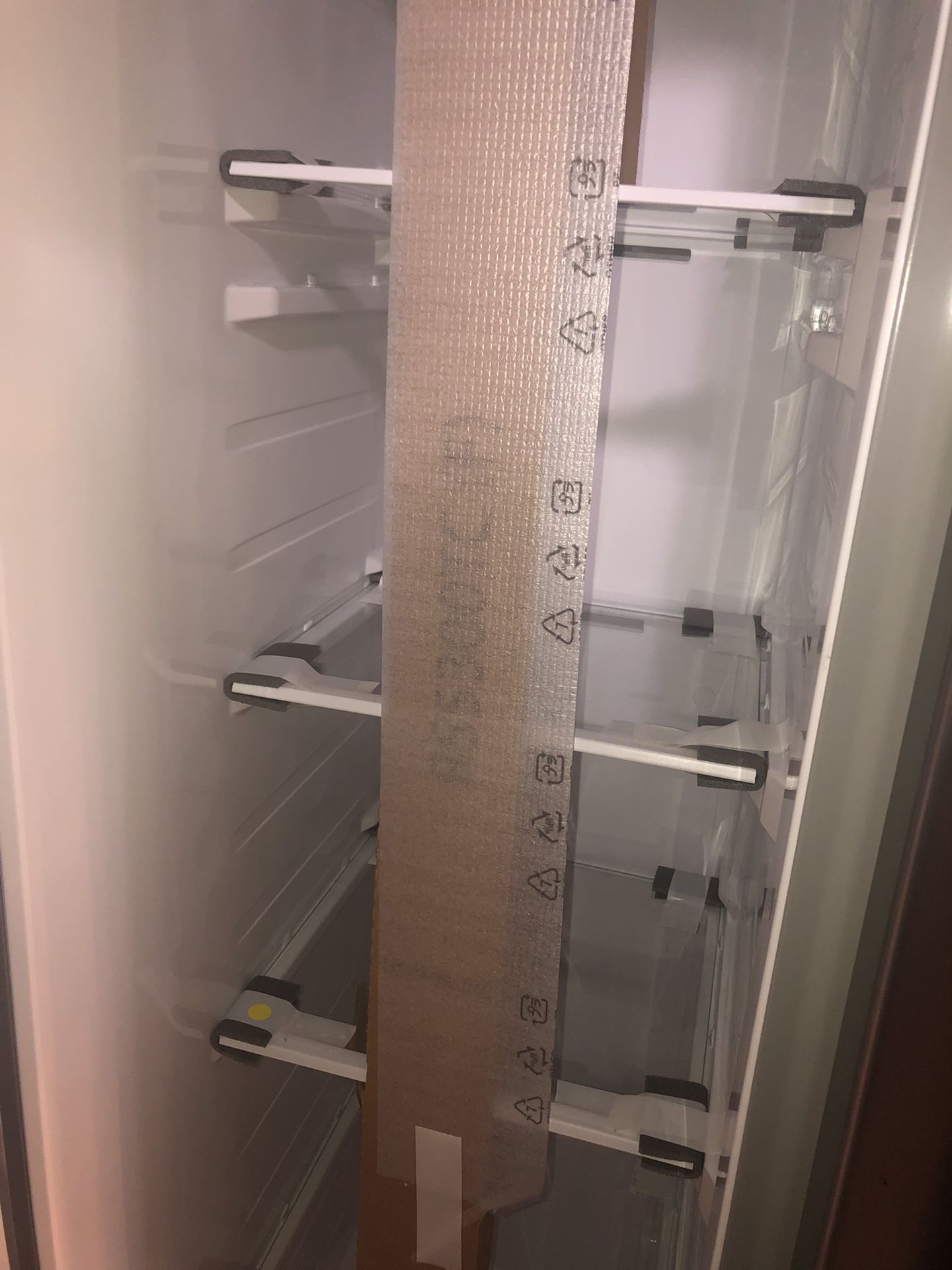 Samsung Refrigerator Brand New 1150$