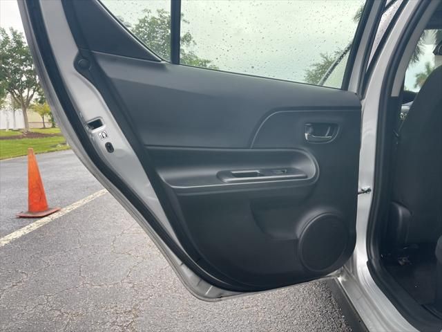 2017 Toyota Prius c