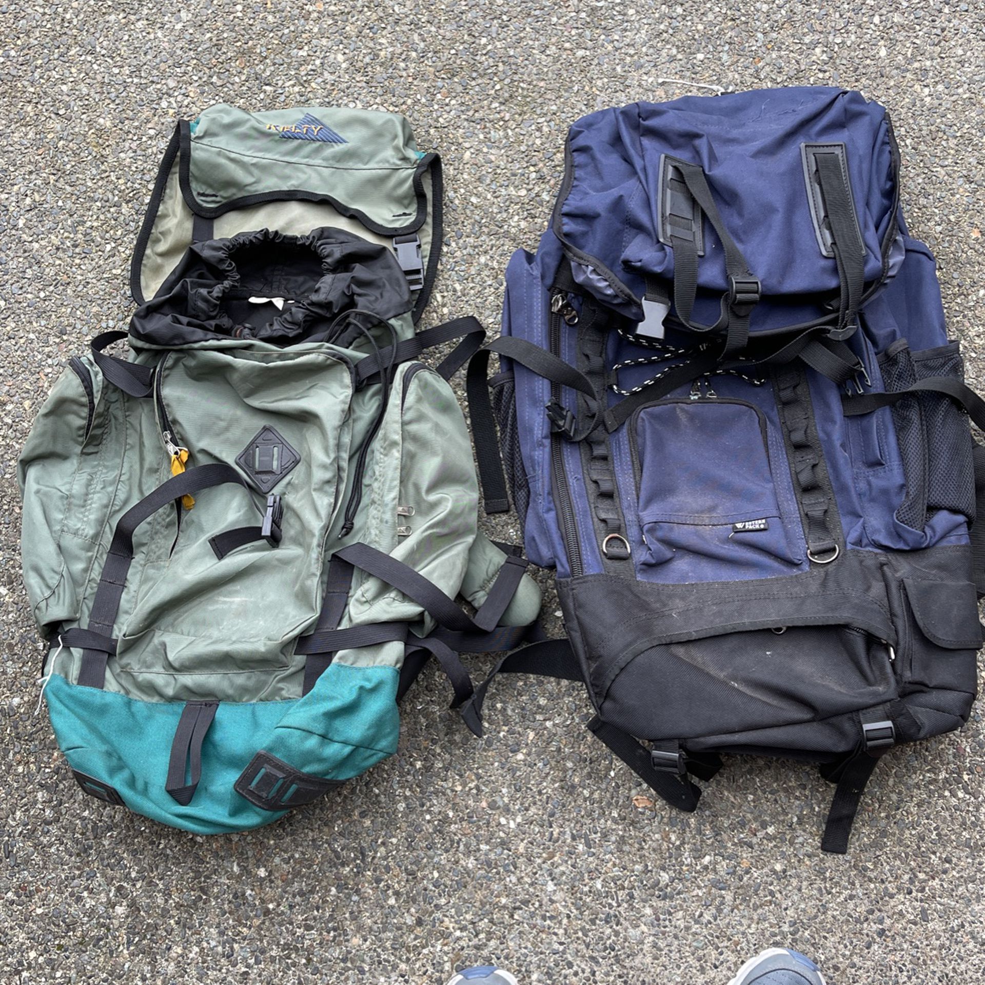 Hiking Backpacks Kelly S/M And Western Pack Large