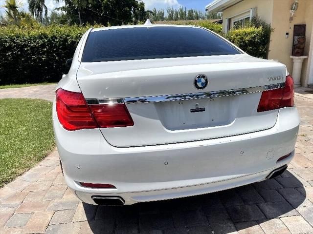 2011 BMW 7-Series