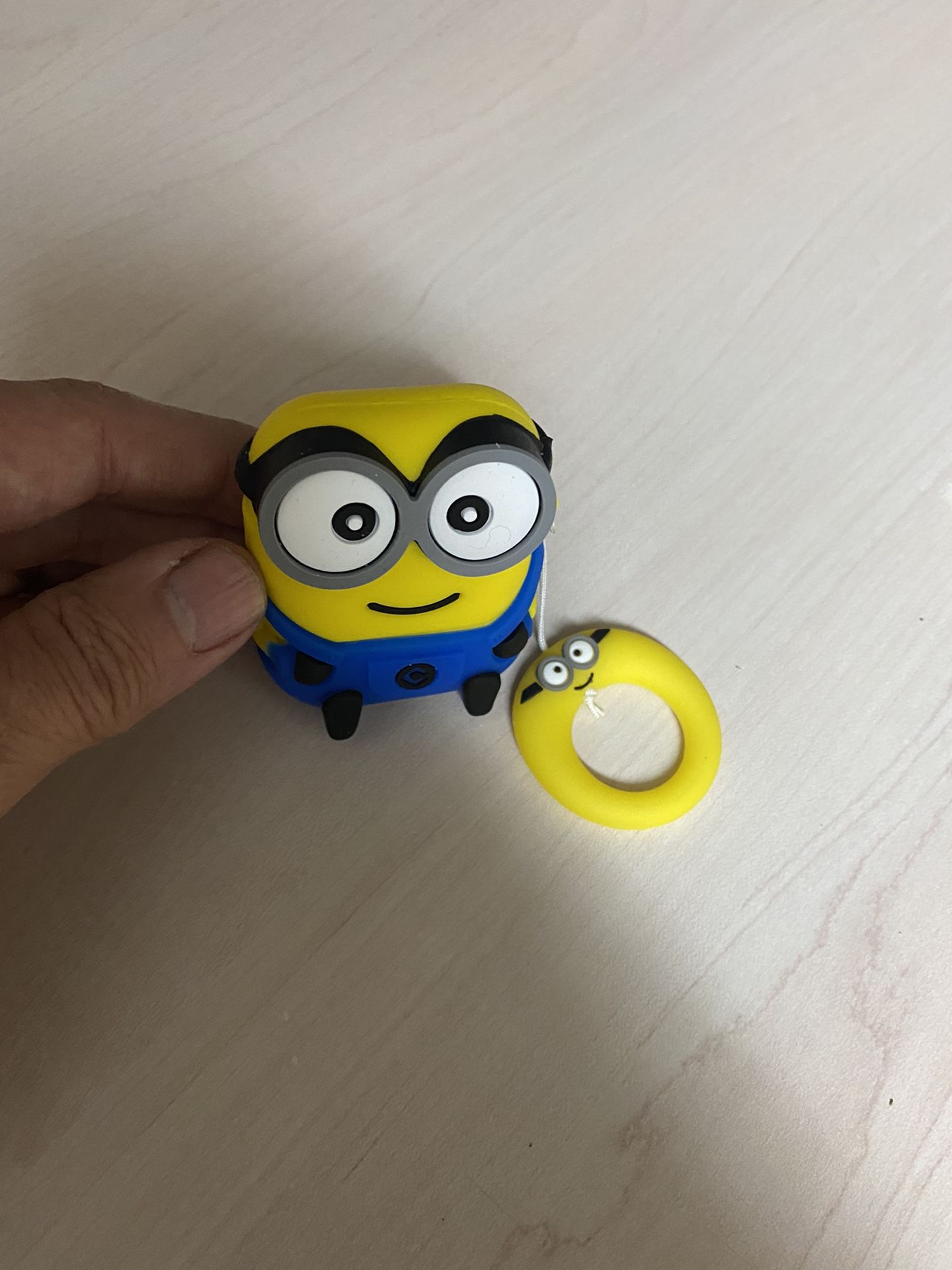 Minions AirPods 1st or 2nd Generation Silicone Case $10 NEW LAST ONE !