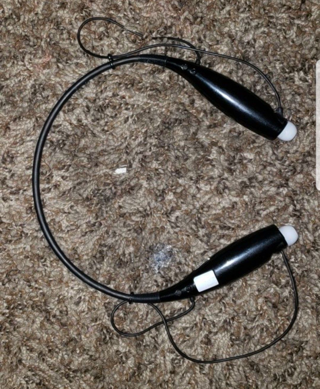 LG wireless headphones