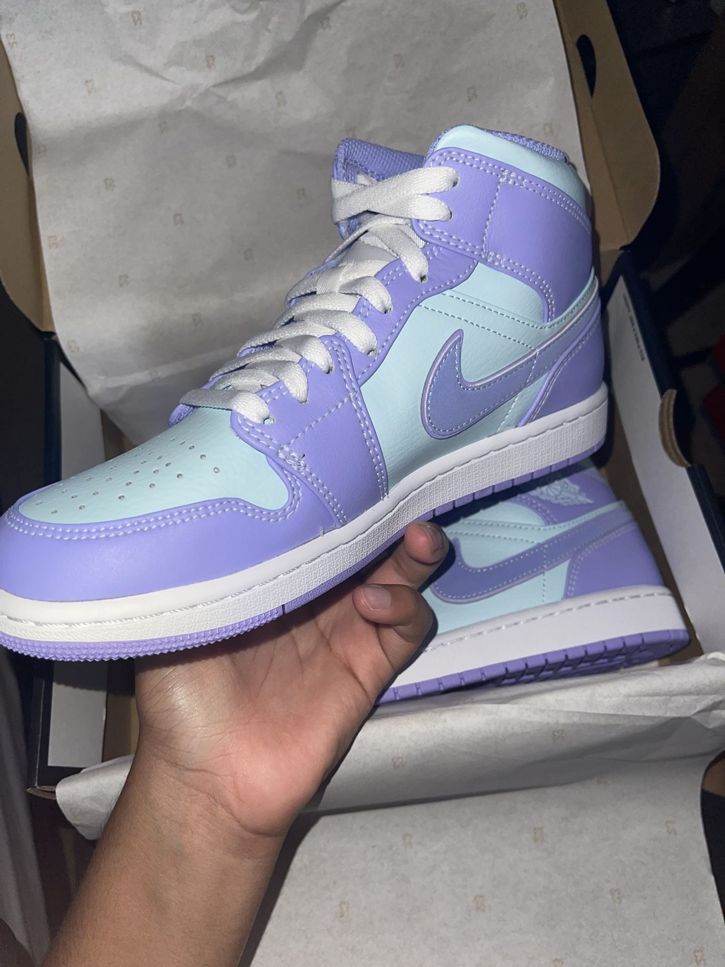 jordans 1 mid purple aqua