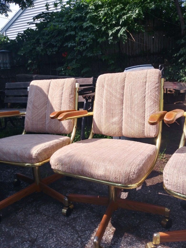 3 Great Shape Chairs With Floor Wheels