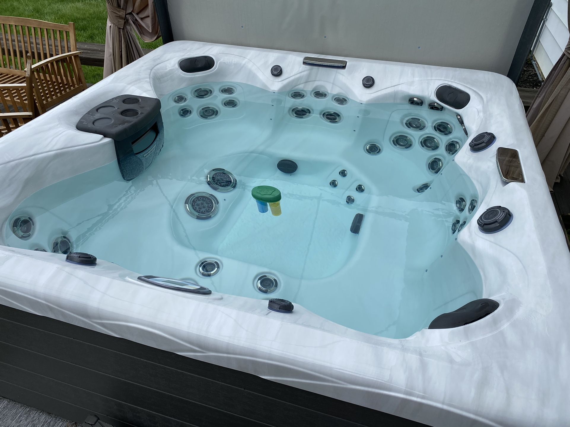 Master Spas Twilight Series TS 8.25