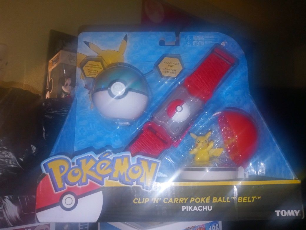 Pokemon Clip N Carry Poke Ball Belt Pikachu