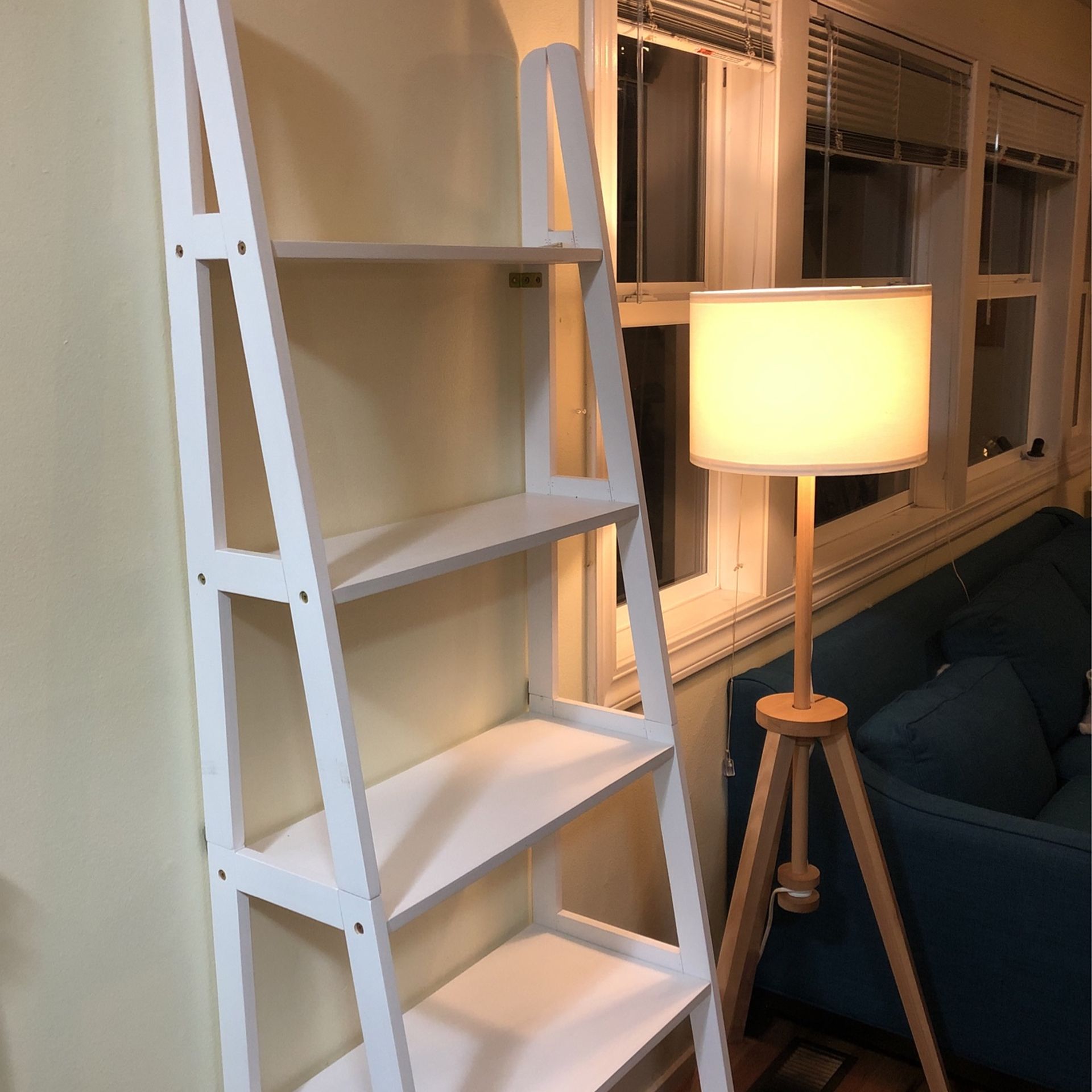 White Ladder Shelf