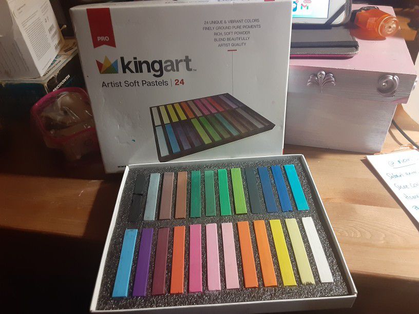 $10 KingArt Artist Soft Pastels 24 PRO