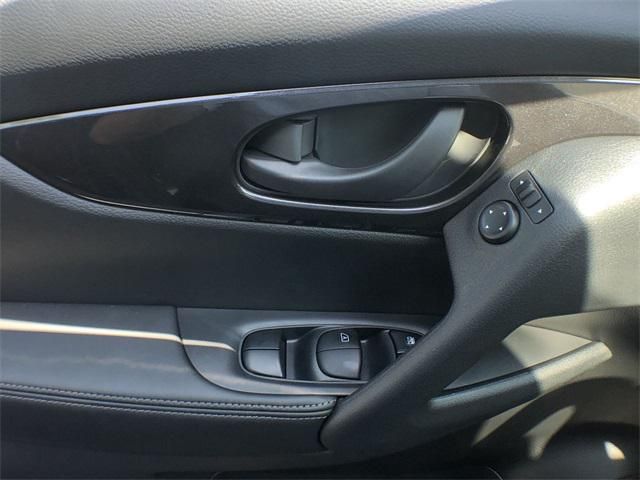 2020 Nissan Rogue