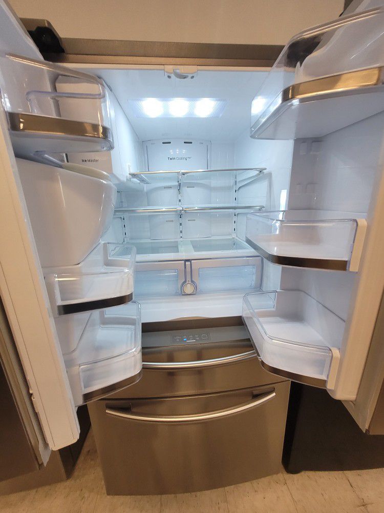 Samsung  33in Stainless Steel 4-doors French Door Refrigerator Used Good Condition With 90day's Warranty 